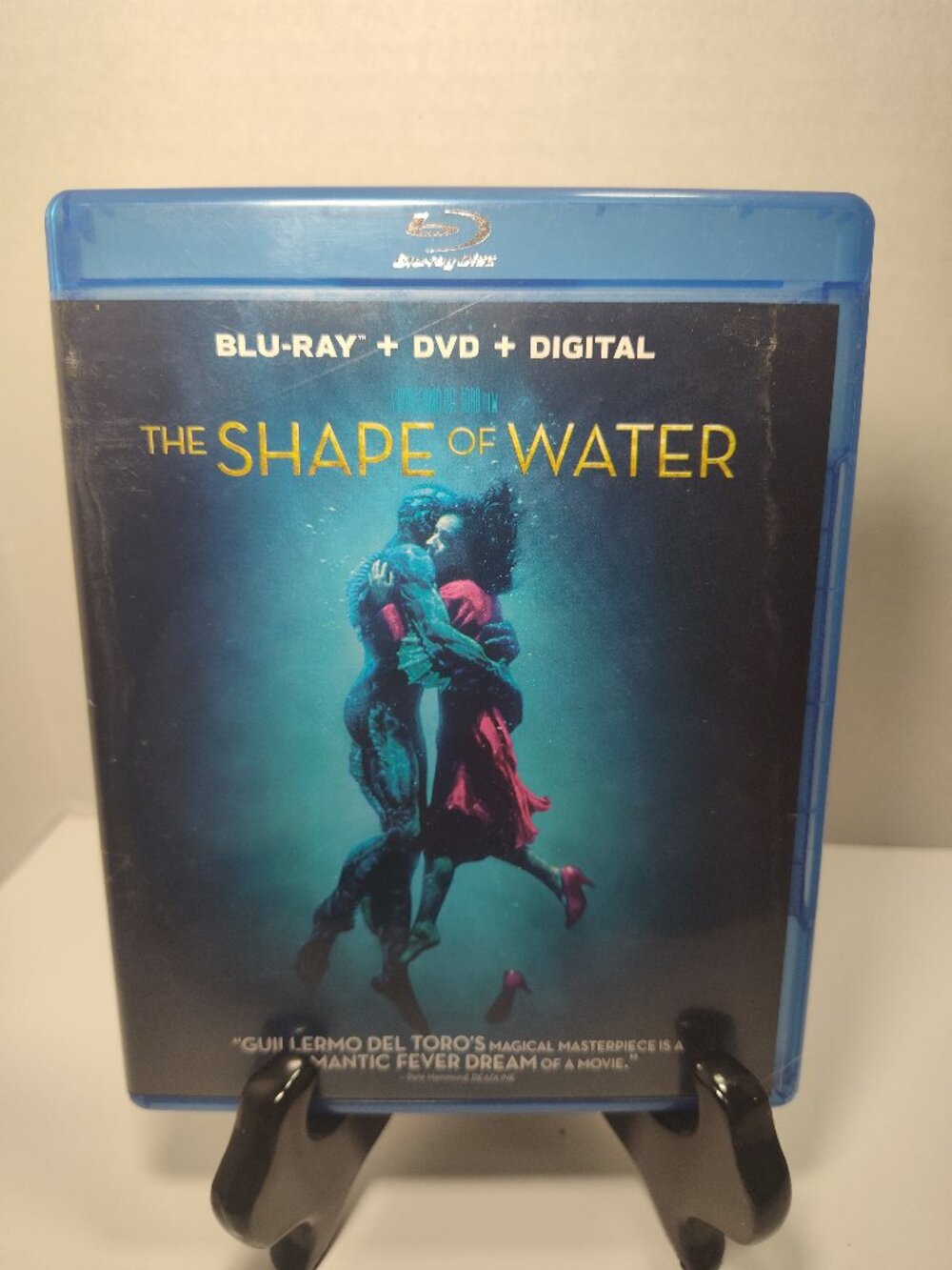 The Shape of Water Blu-ray DVD Digital 2017 Guillermo Del Toro Sally Hawkins
